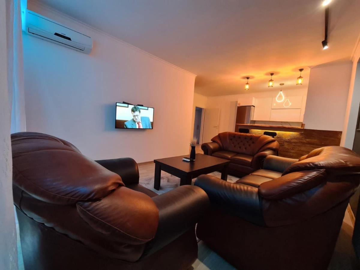 Prishtina Escape Apartments Pristina Esterno foto