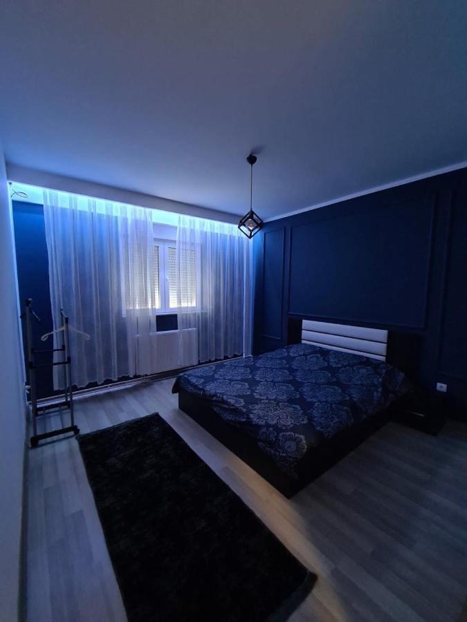 Prishtina Escape Apartments Pristina Esterno foto