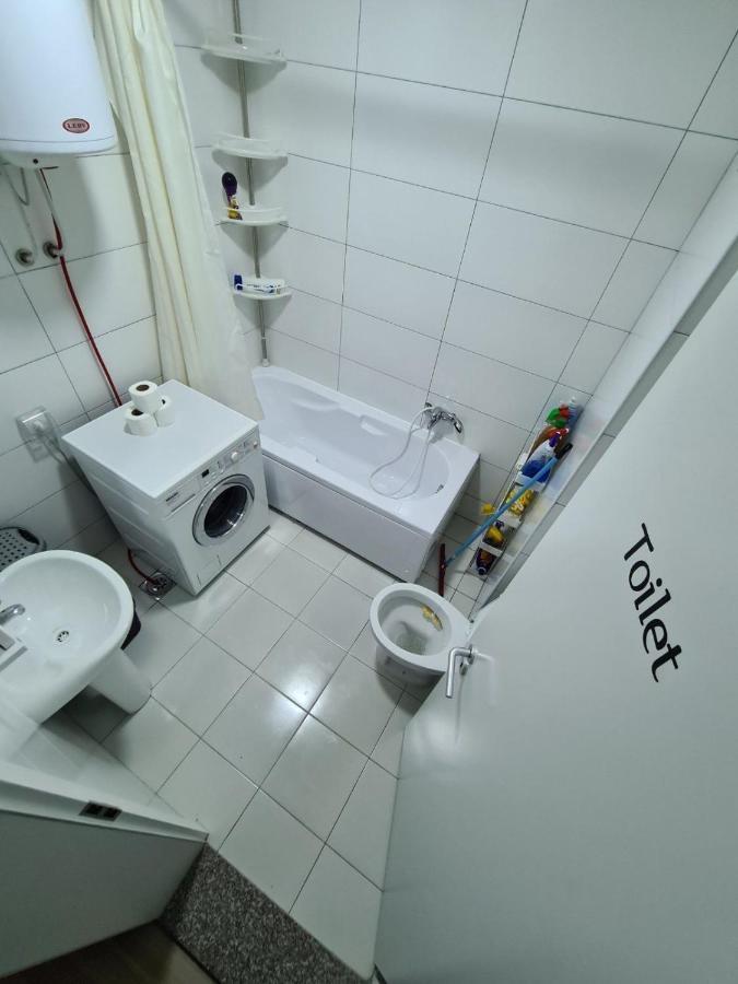 Prishtina Escape Apartments Pristina Esterno foto