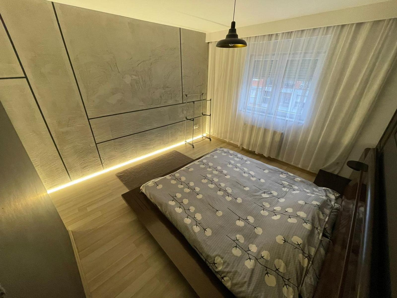 Prishtina Escape Apartments Pristina Esterno foto